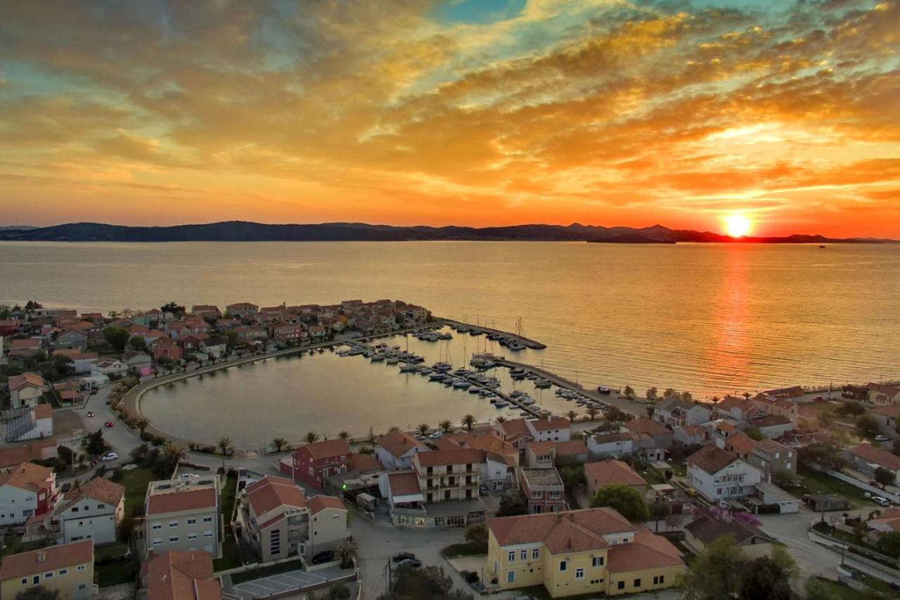 Apartments With A Parking Space Bibinje, Zadar - 12270 מראה חיצוני תמונה